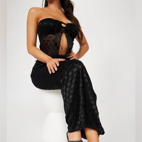 Two-Piece Checkered Black Strapless Set - Picture 11 of 16